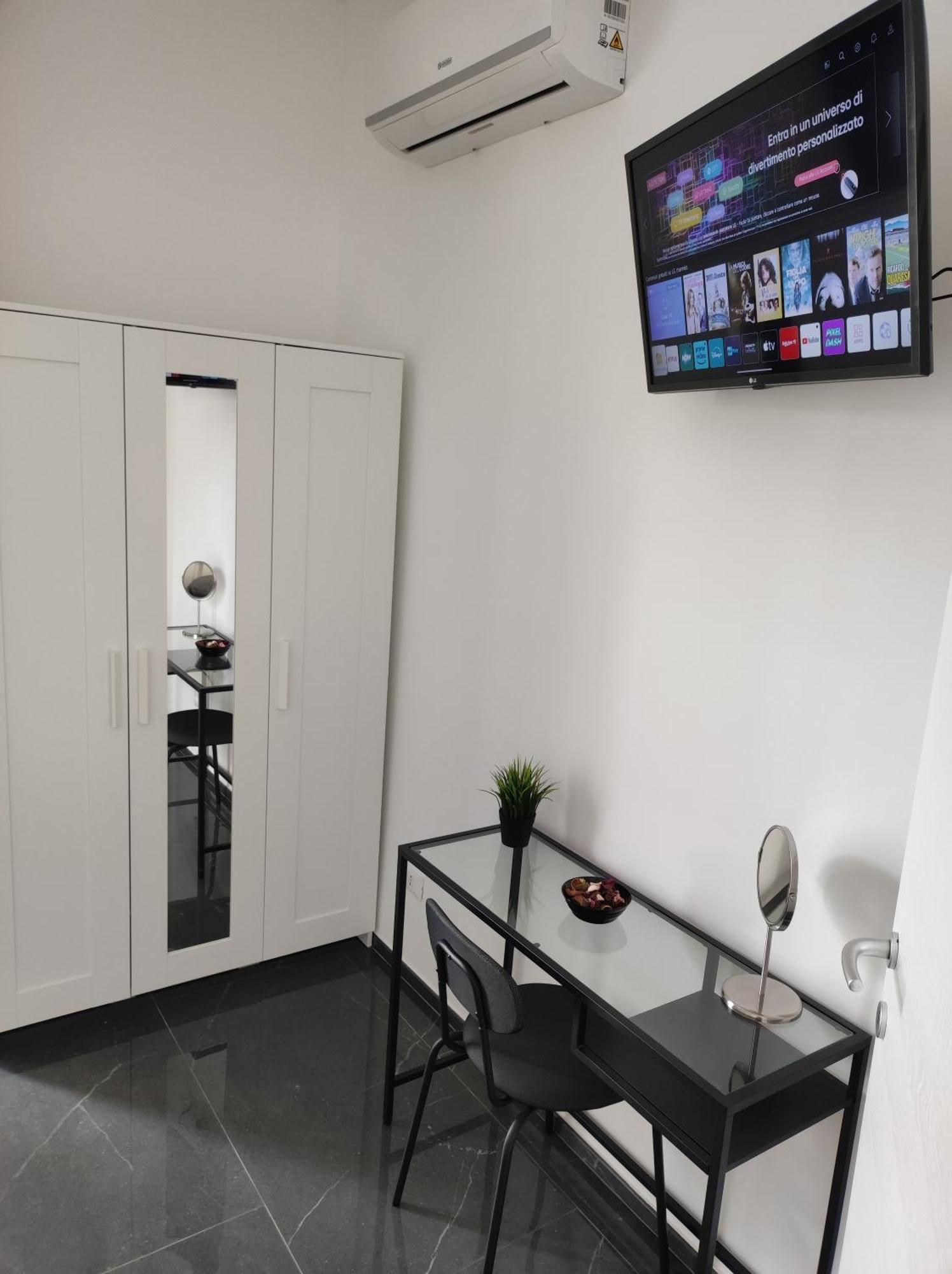 Oniria Suite - 100 Mt Dal Mare Terracina Zewnętrze zdjęcie