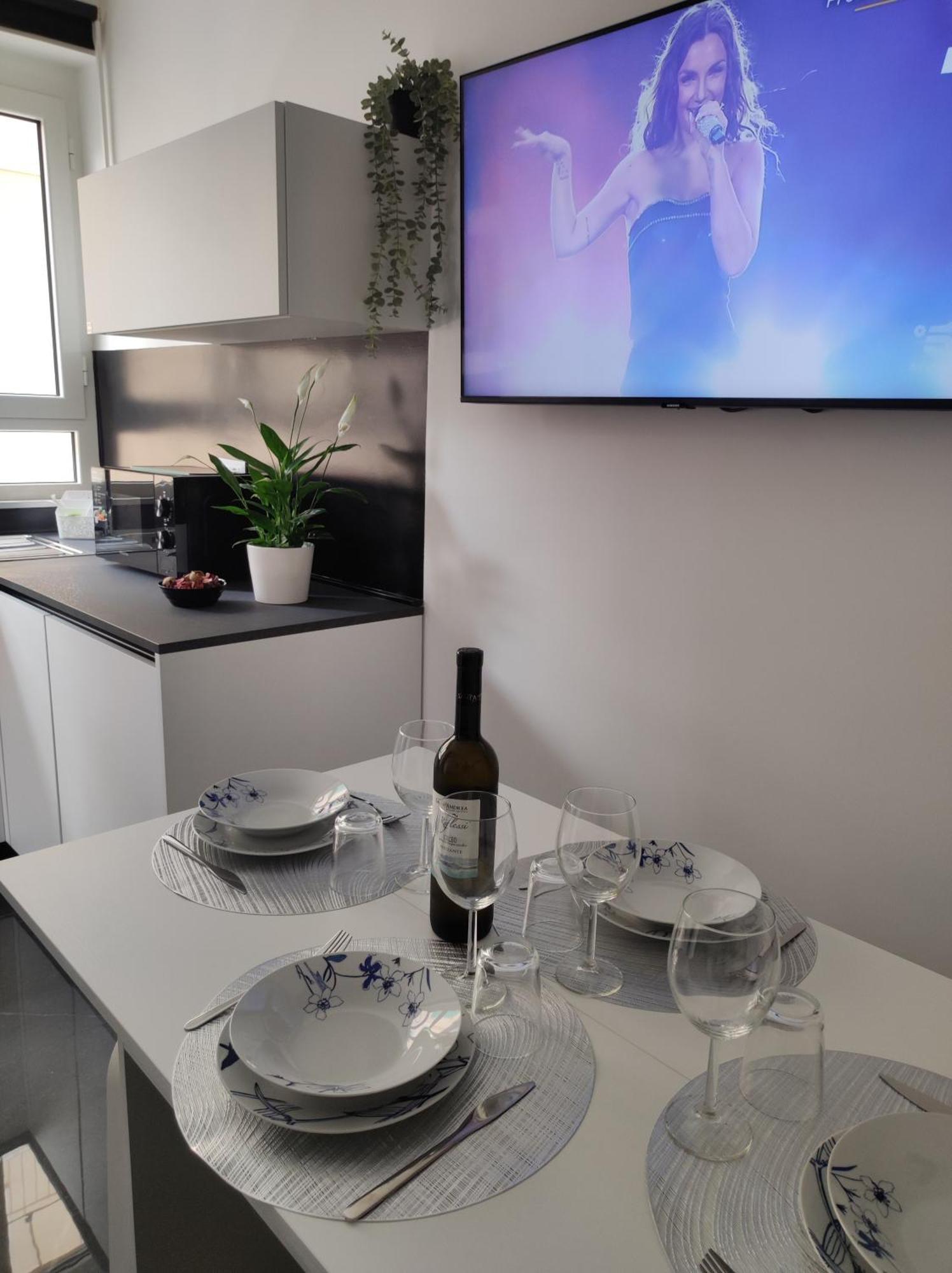 Oniria Suite - 100 Mt Dal Mare Terracina Zewnętrze zdjęcie